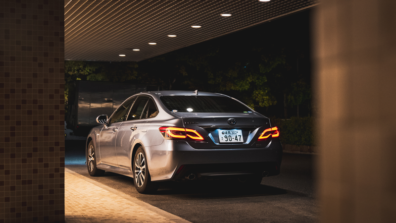 Illustration for article titled The 2019 Toyota Crown Is the RWD Japanese Luxury Cruiser the Avalon Should’ve Been